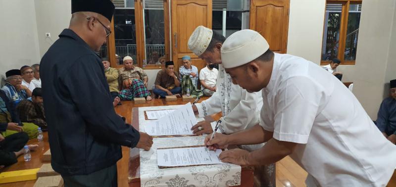 Penandatanganan Pengurus DKM